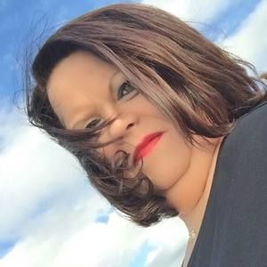 Meet your Posher, Rita